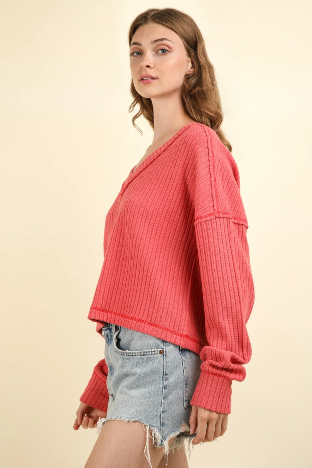 Blanca | Ribbed knit top with exposed seam and V-neck - Image 3