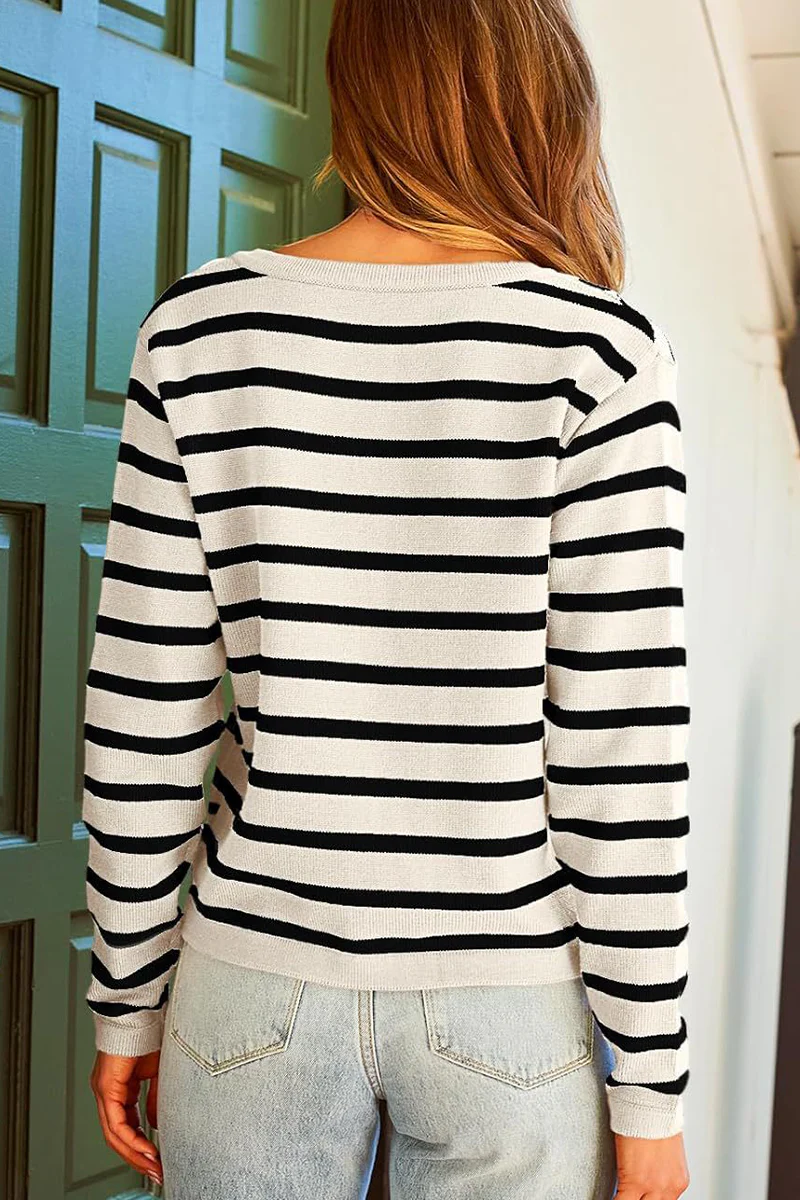 Bodil | Casual everyday outerwear with stripes and buttons and O-neck - Image 30