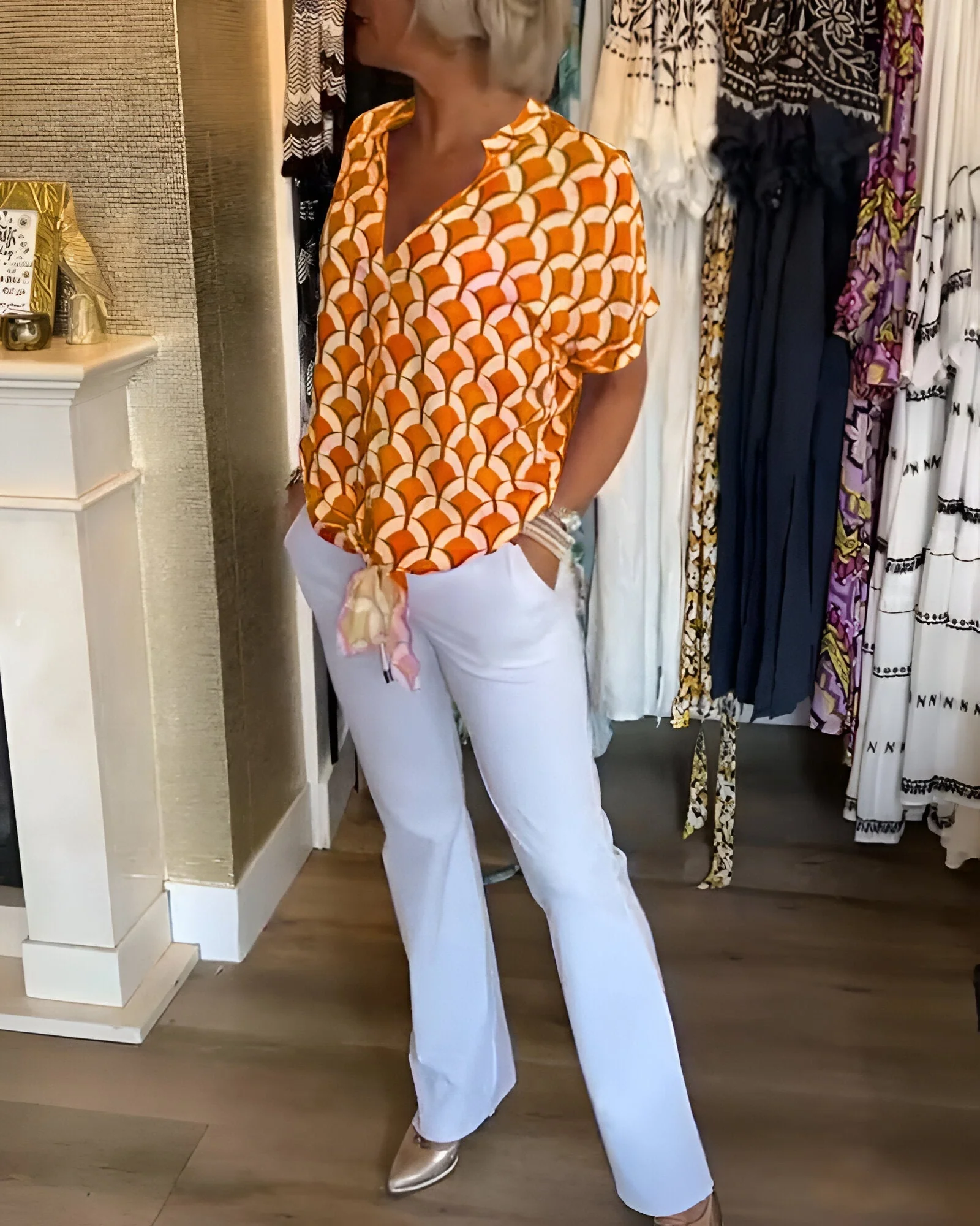 Breayle® | Printed Short Sleeve Blouse With V-Neck - Image 16
