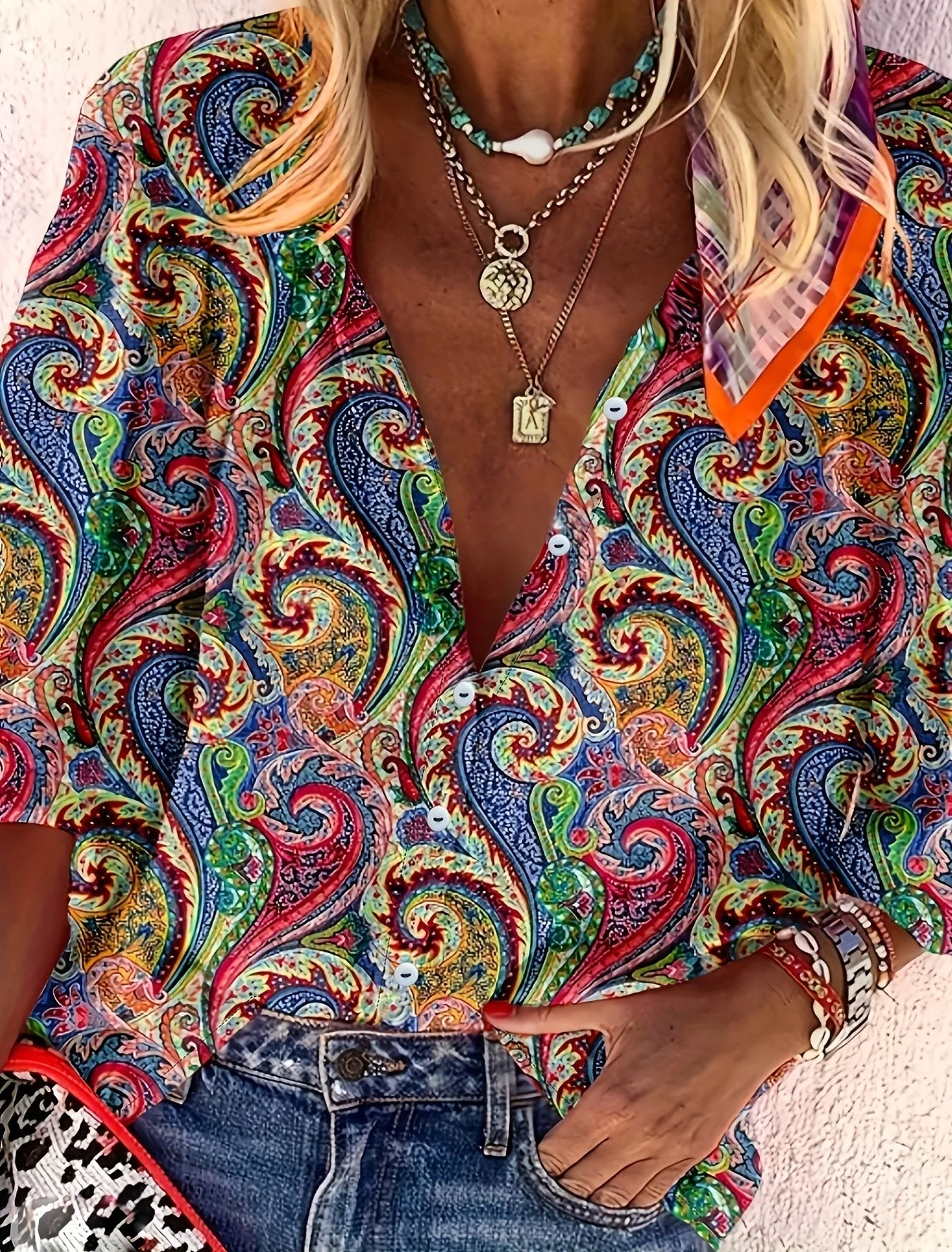Brendis® | Blouse With Floral Pattern And Buttons - Image 8
