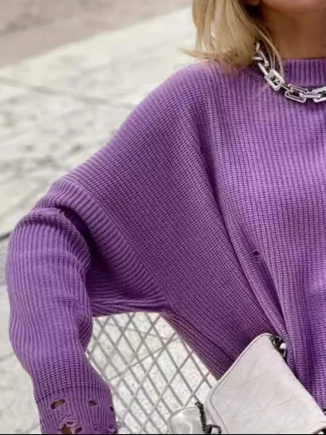 Brigitta | Long-sleeved crew-neck sweater with a distressed look - Image 6