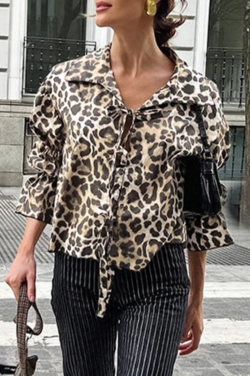 Britta | Casual street blouses with leopard print and lace-up and turn-down collar - Image 2