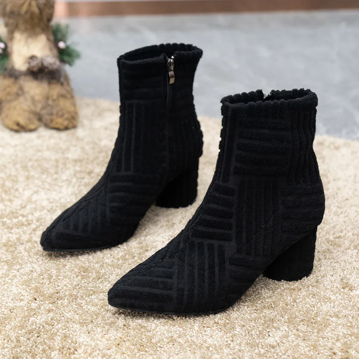 Camila | Elegant and detailed support boots - Image 2