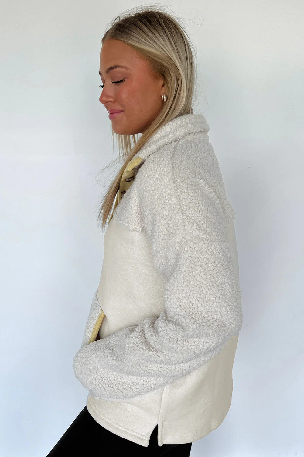 Camila | Fashionable and minimalist winter garment - Image 8