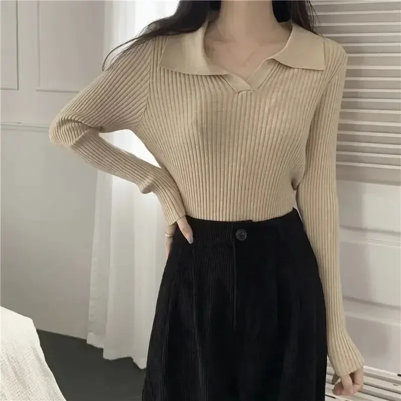 Camila | Women's knitted turtleneck sweater with long sleeves - Image 4