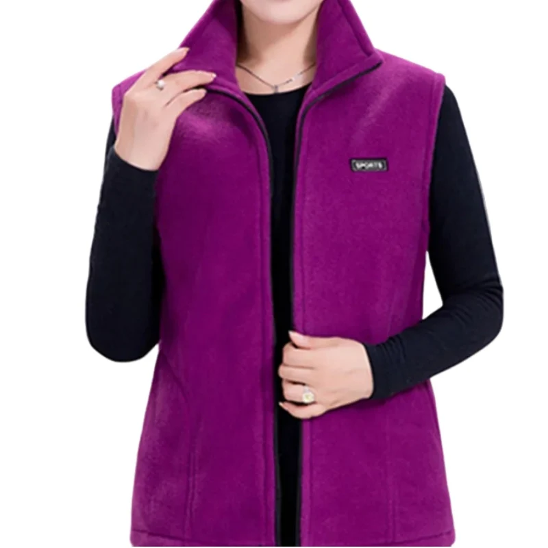 Camille | Modern and fashionable winter clothing item. - Image 11