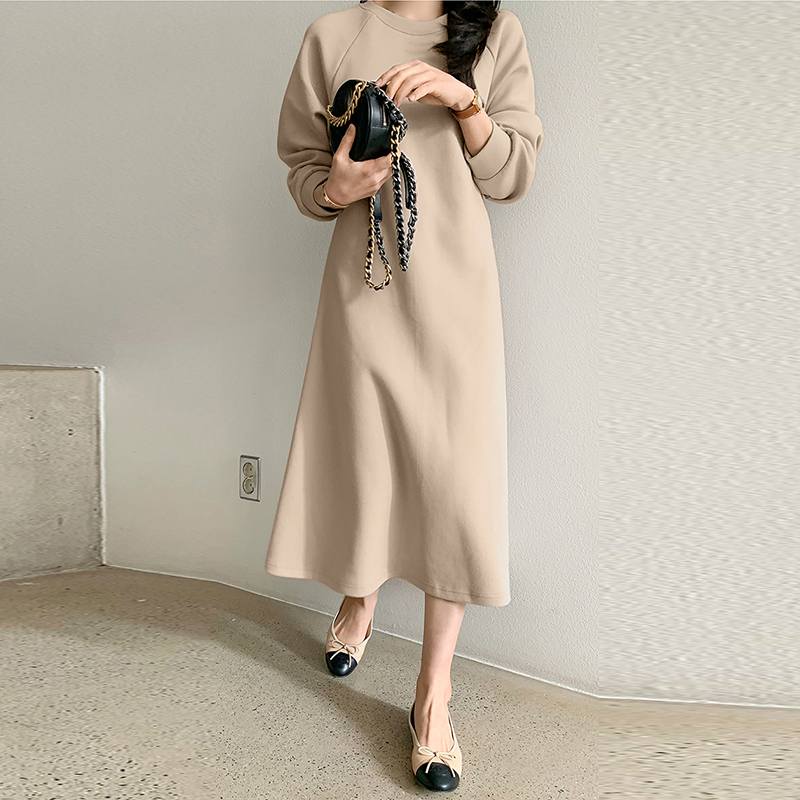 Carina | Classic and comfortable winter dress - Image 3