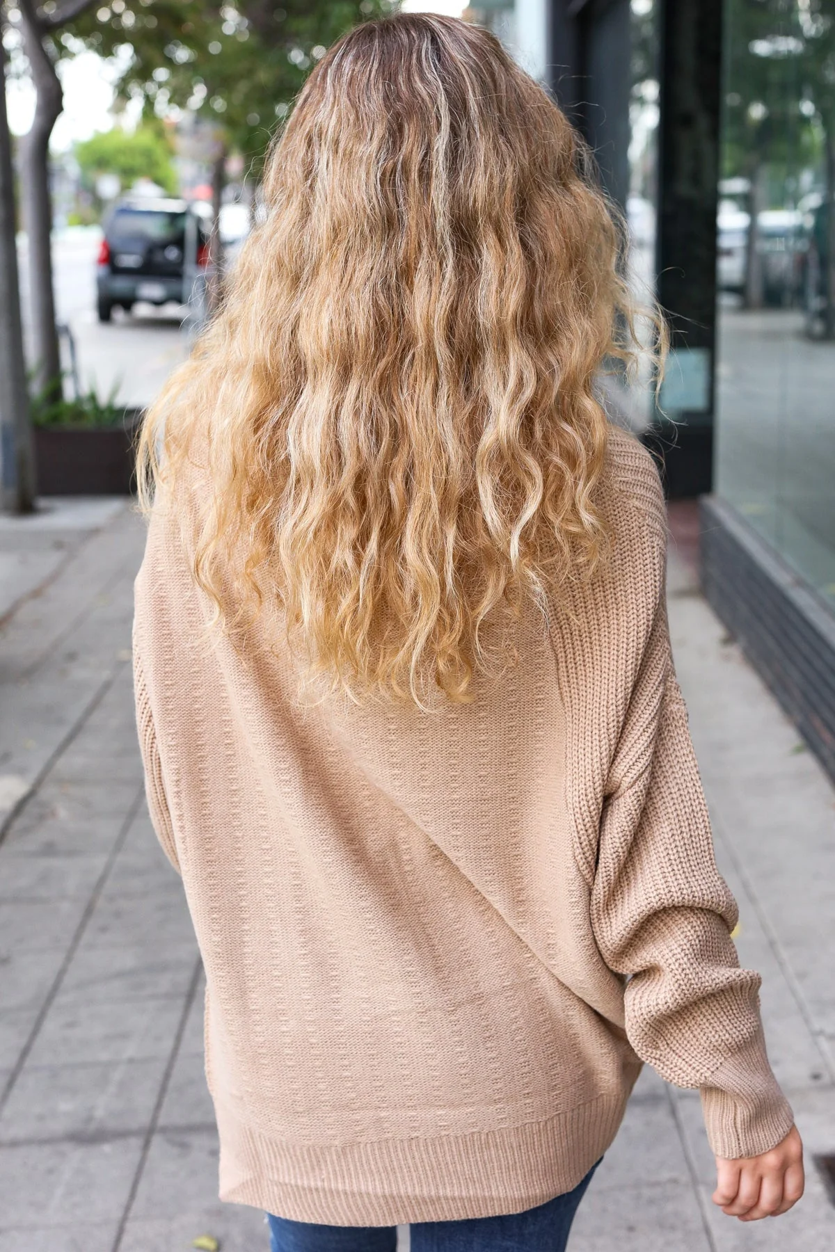 Carolin | Asymmetrical knitted sweater in taupe from Autumn Vibes - Image 3
