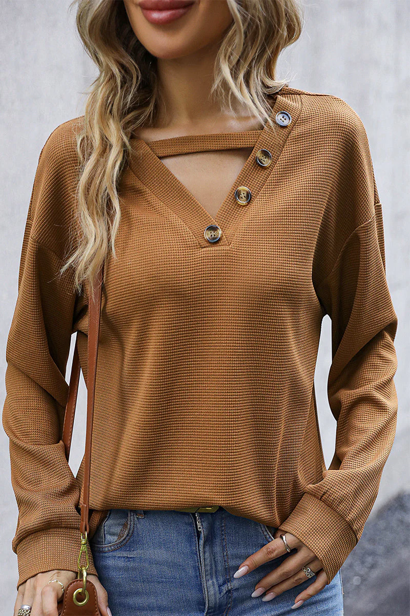 Catalina | Casual tops with plain buttons - Image 2