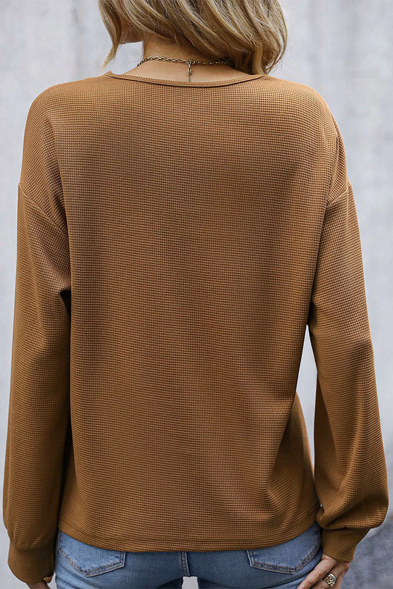Catalina | Casual tops with plain buttons - Image 3