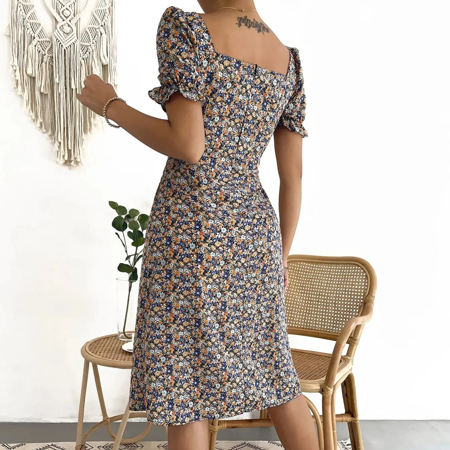 Catalina® | Elegant Summer Dress With Floral Print - Image 3