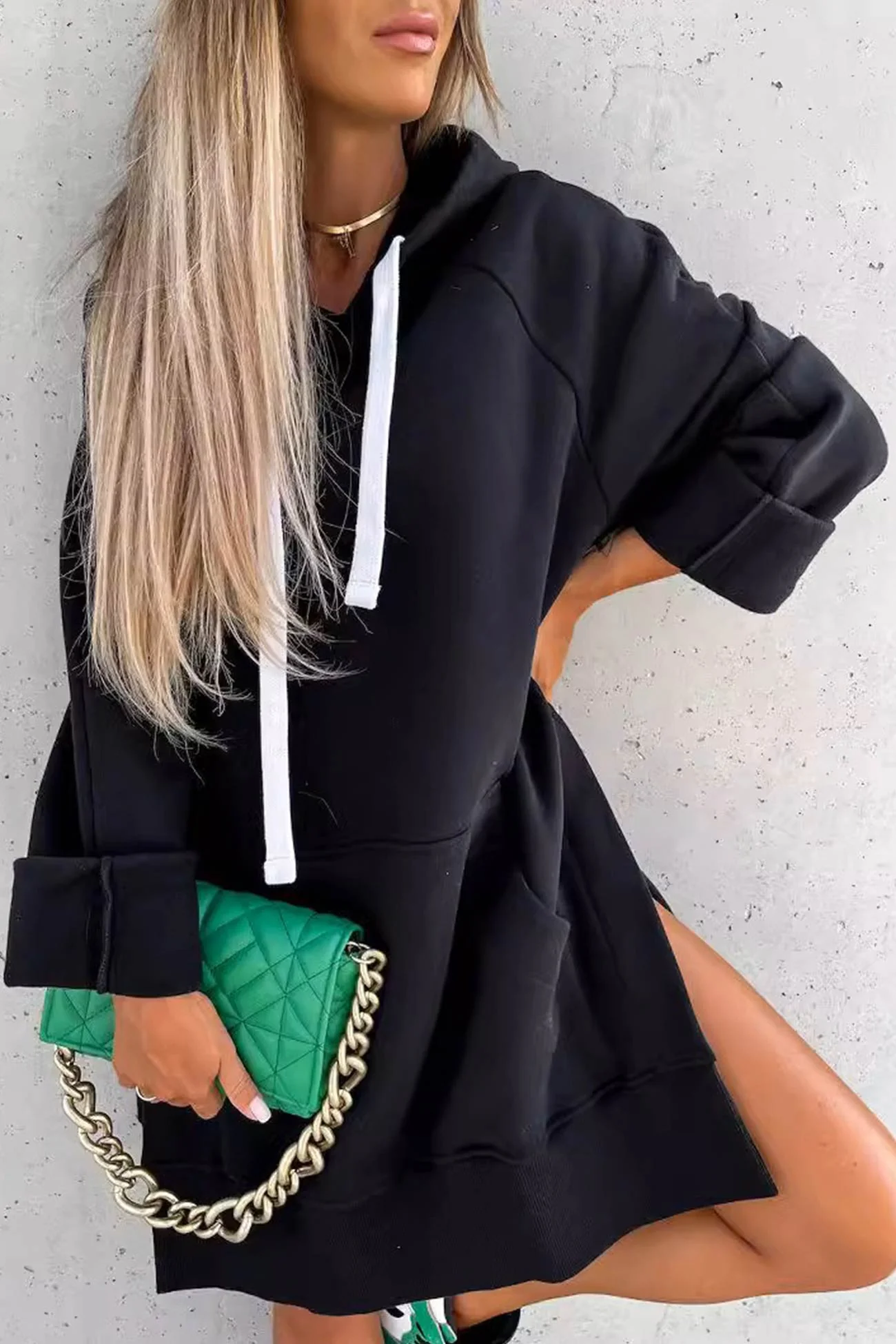 Cecilia | Solid color mid-length hoodie with slit - Image 17