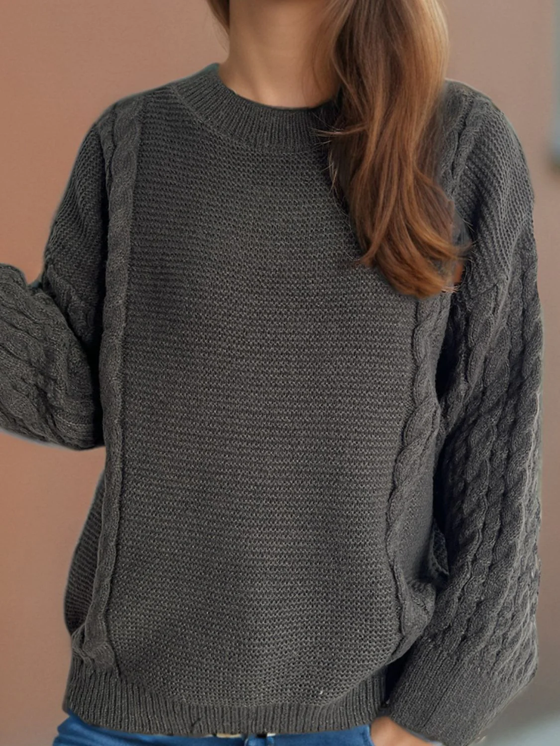 Celeste | Long-sleeved cable-knit sweater with a crew neck - Image 10