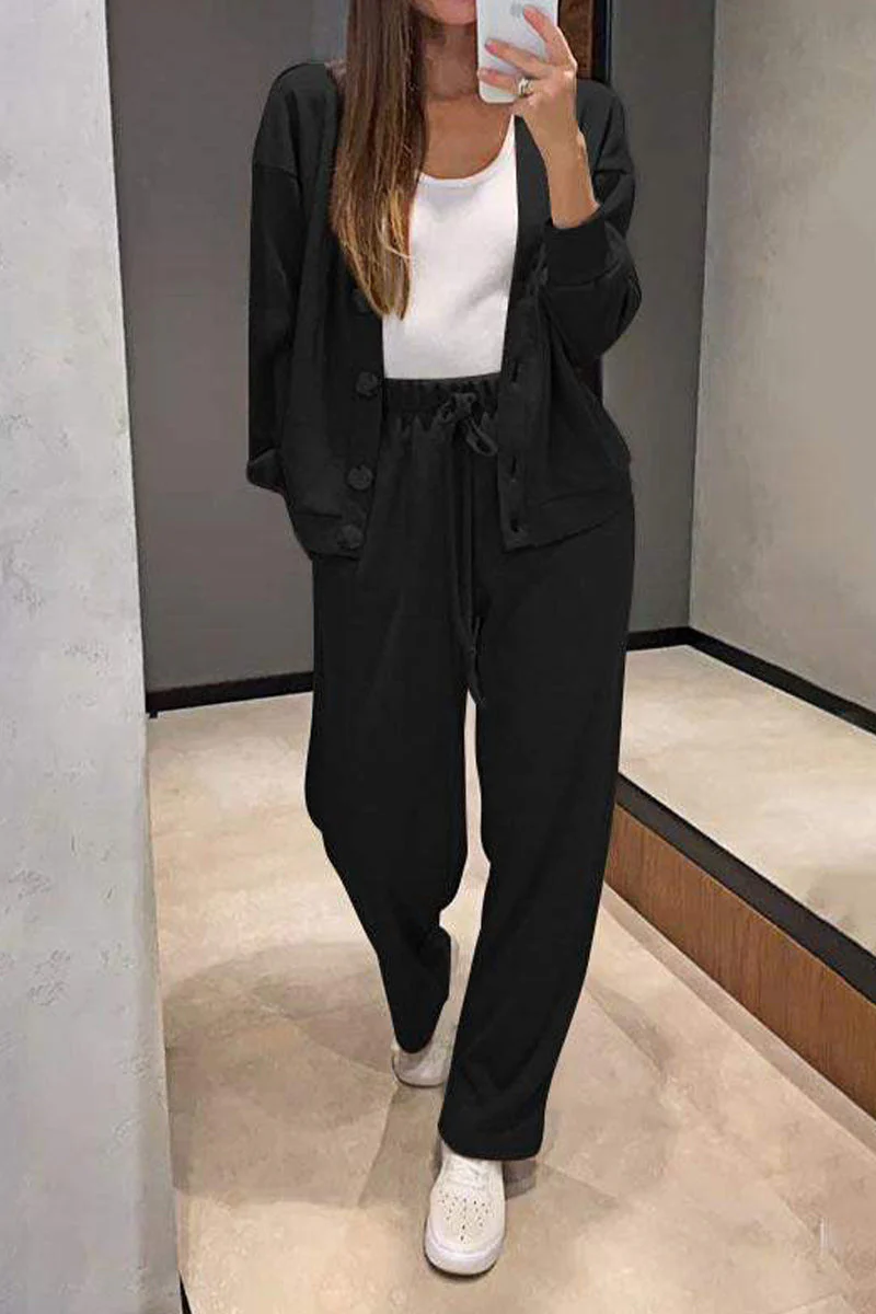 Chantal | Casual, daily, solid color two-piece suit with lace-up, buttons, V-neck and long sleeves - Image 3