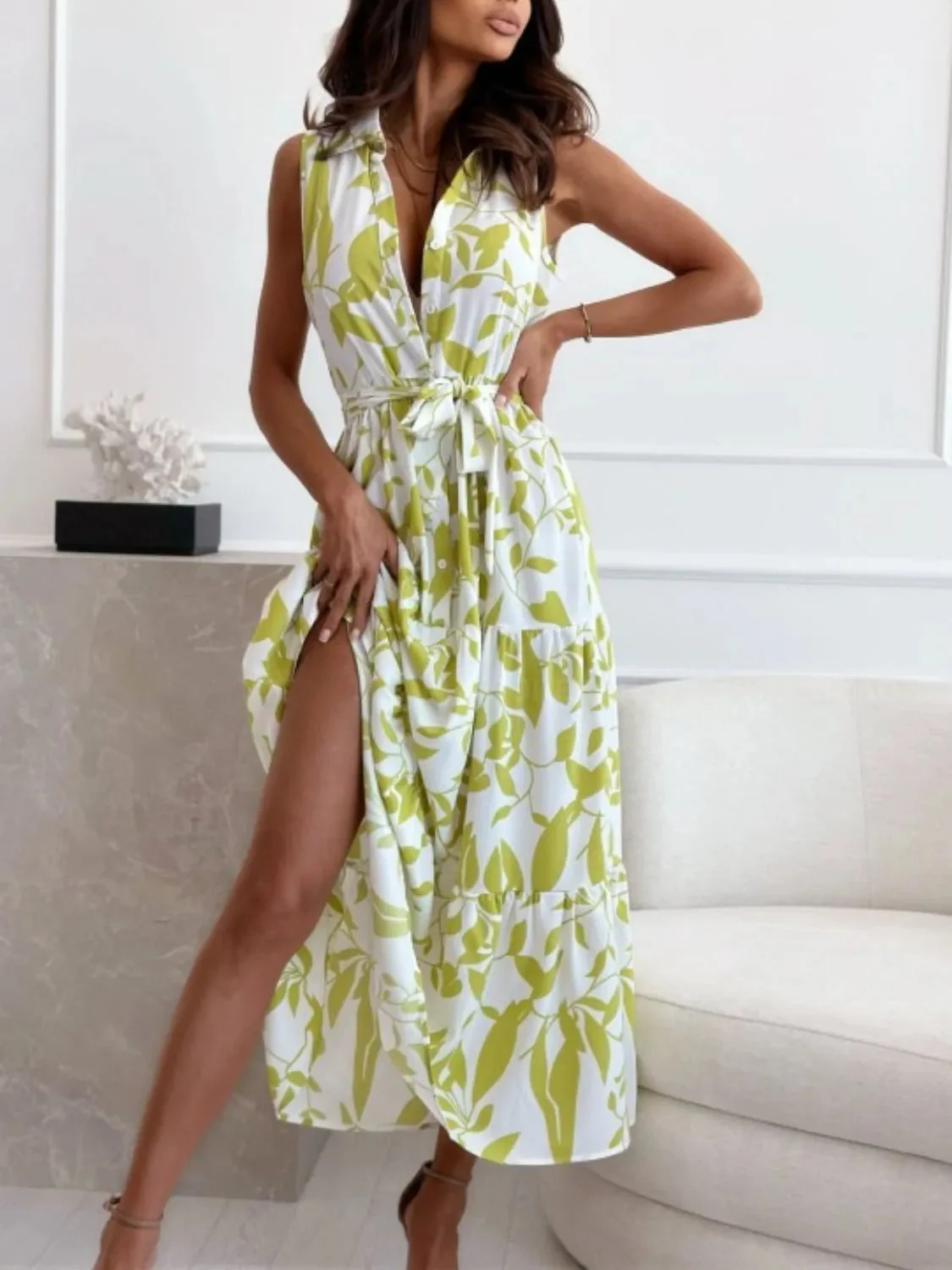 Chelsea® | Elegant Sleeveless Tie Waist Leaf Print Dress - Image 3
