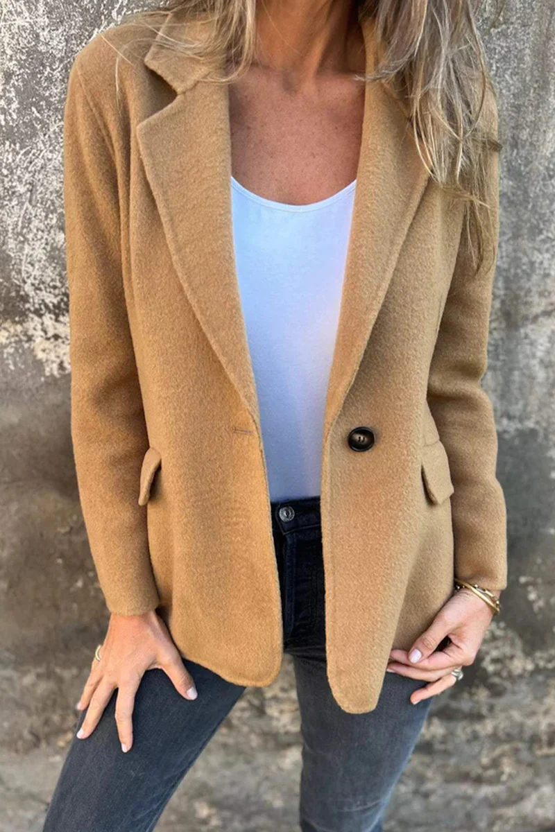Christiane | Casual everyday outerwear with buttons and a large reversible collar - Image 2