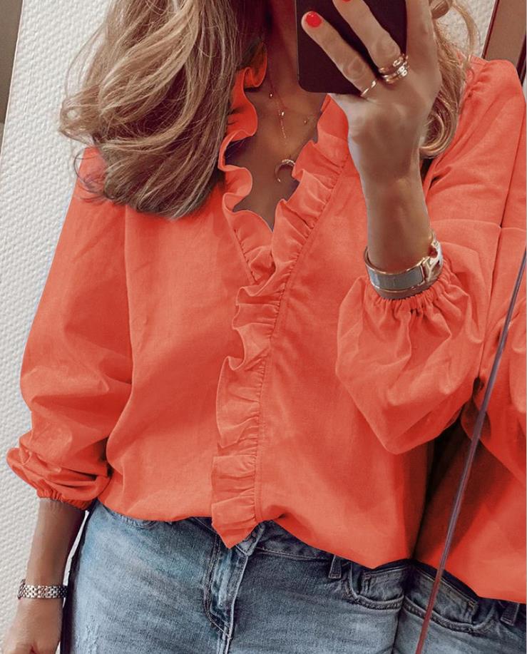 Cintia® | Wolf Blouse With Ruffles And V-Neck - Image 5