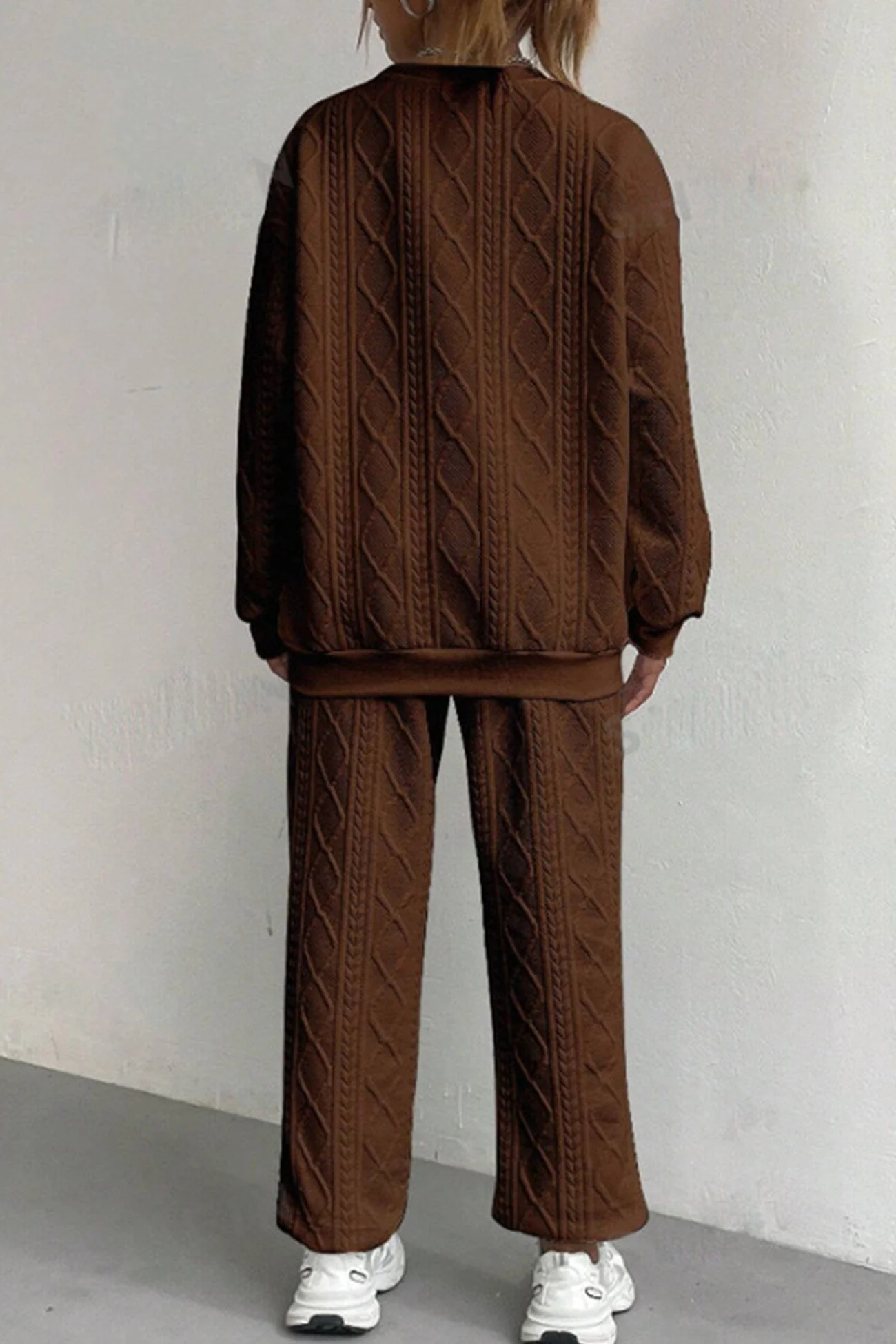 Clara | Cable knit crew neck sweatshirt set - Image 11