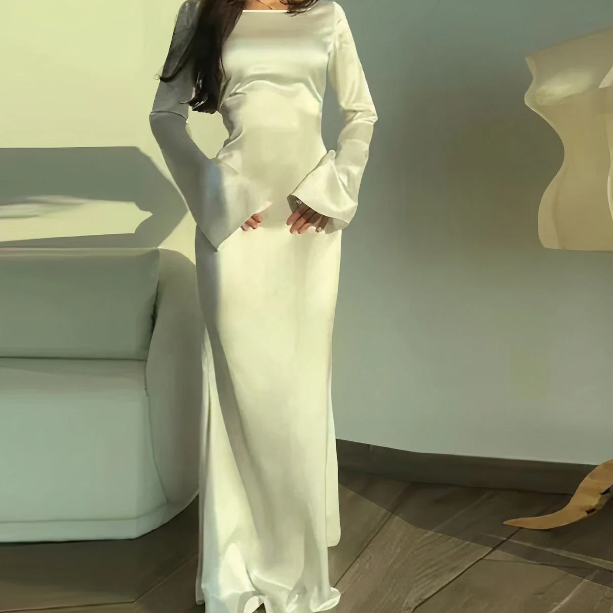 Clara® | Elegant Dress With Long Sleeves