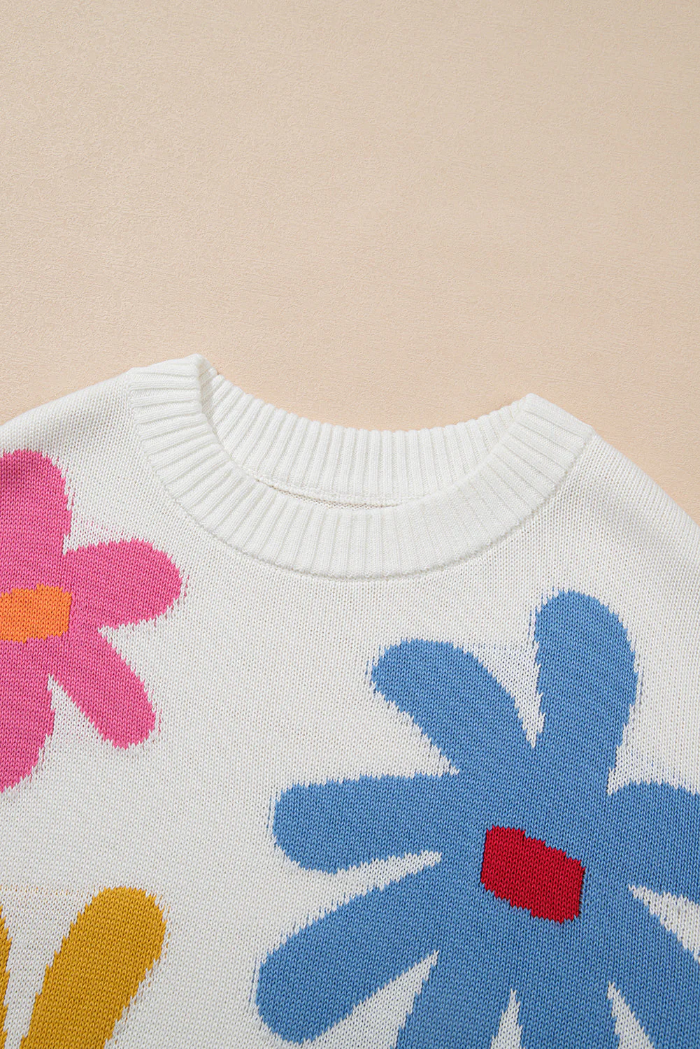 Clarisa | Effortless and classy winter sweater - Image 8