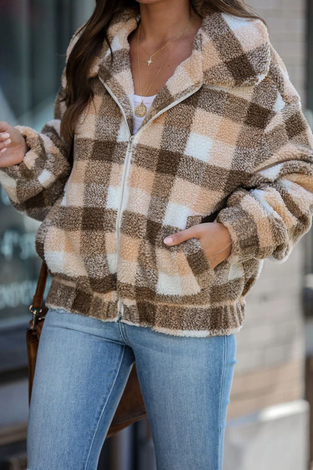 Claudia | Fashionable and minimalist winter jacket - Image 10