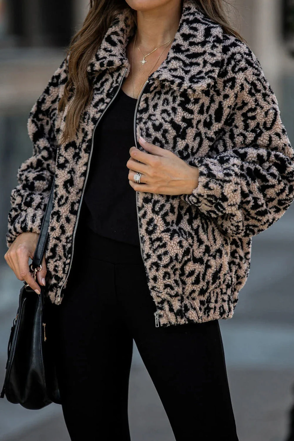 Claudia | Fashionable and minimalist winter jacket - Image 16