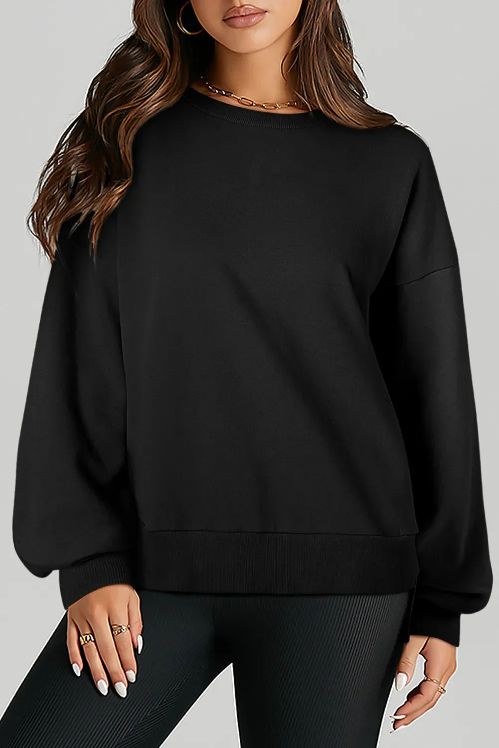 Claudia | Long-sleeved sweatshirt with a high, low crew neck - Image 5