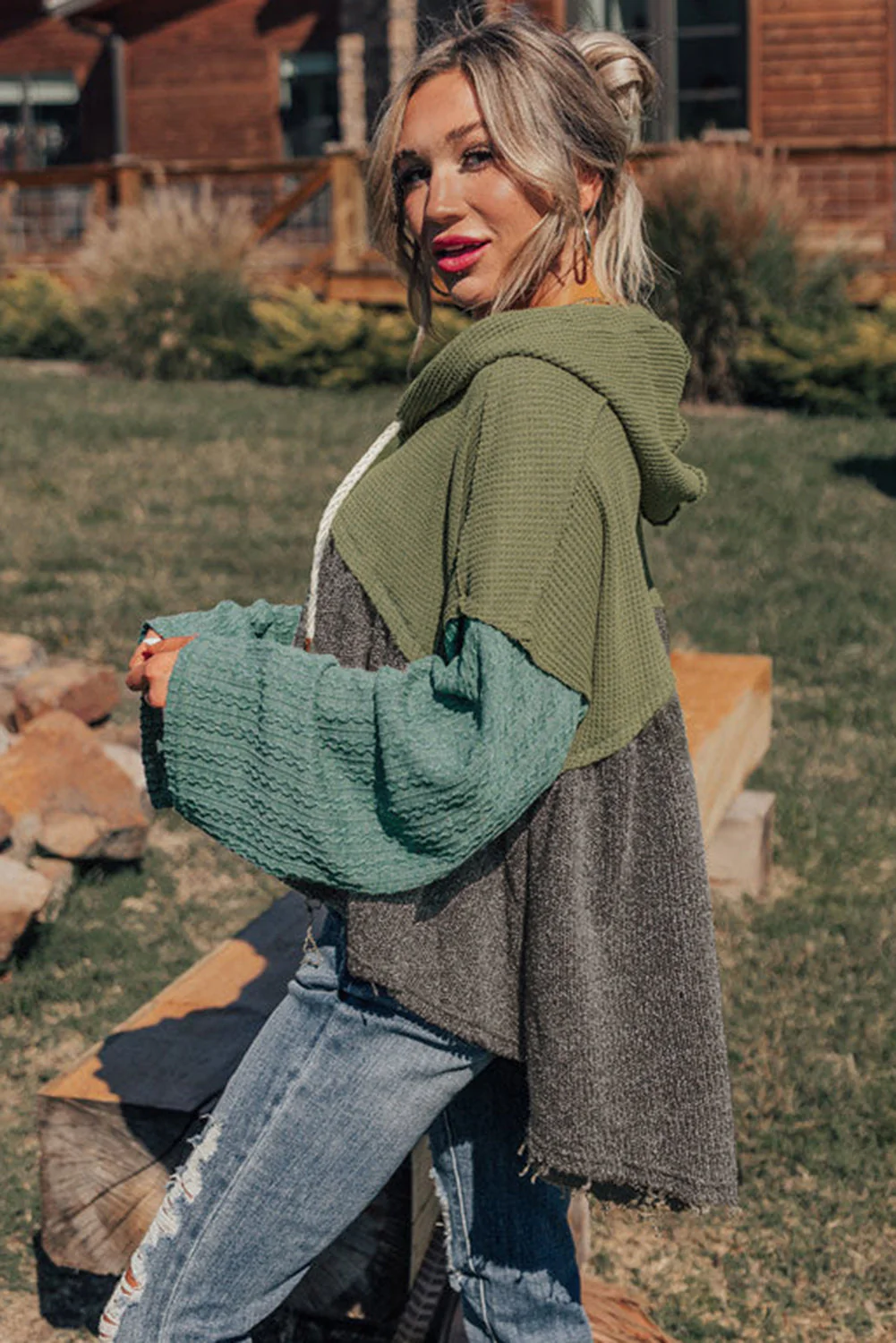 Claudia | Fashionable and uncomplicated winter top - Image 2