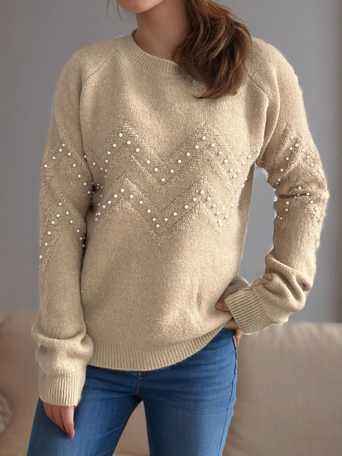 Concepcion | Round neck sweater with raglan sleeves and pearl trim - Image 17