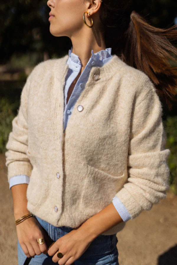 Corina | Classic and comfortable winter cardigan - Image 3