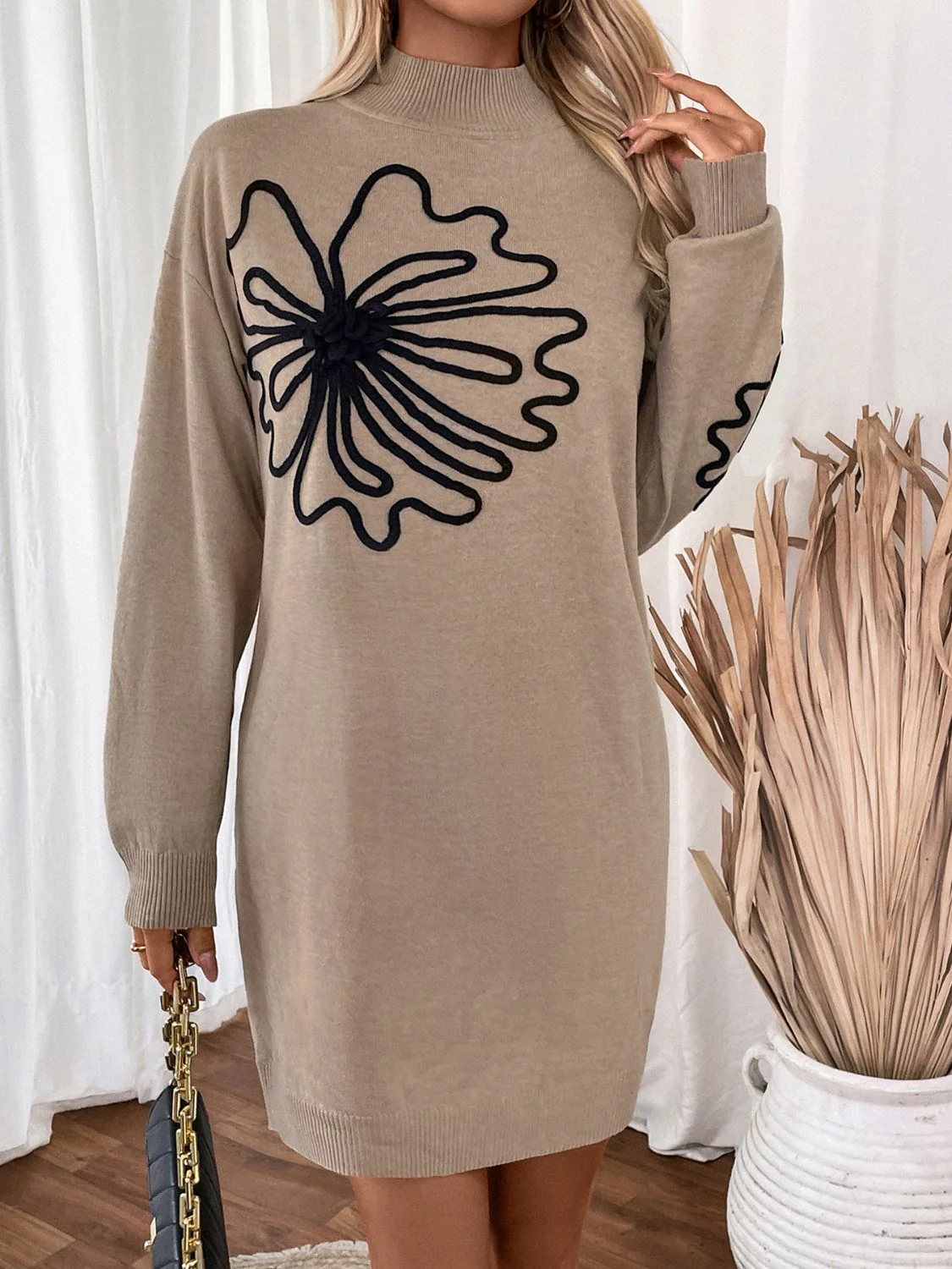 Cornelia | Perfee floral sweater dress with stand-up collar and long sleeves - Image 3
