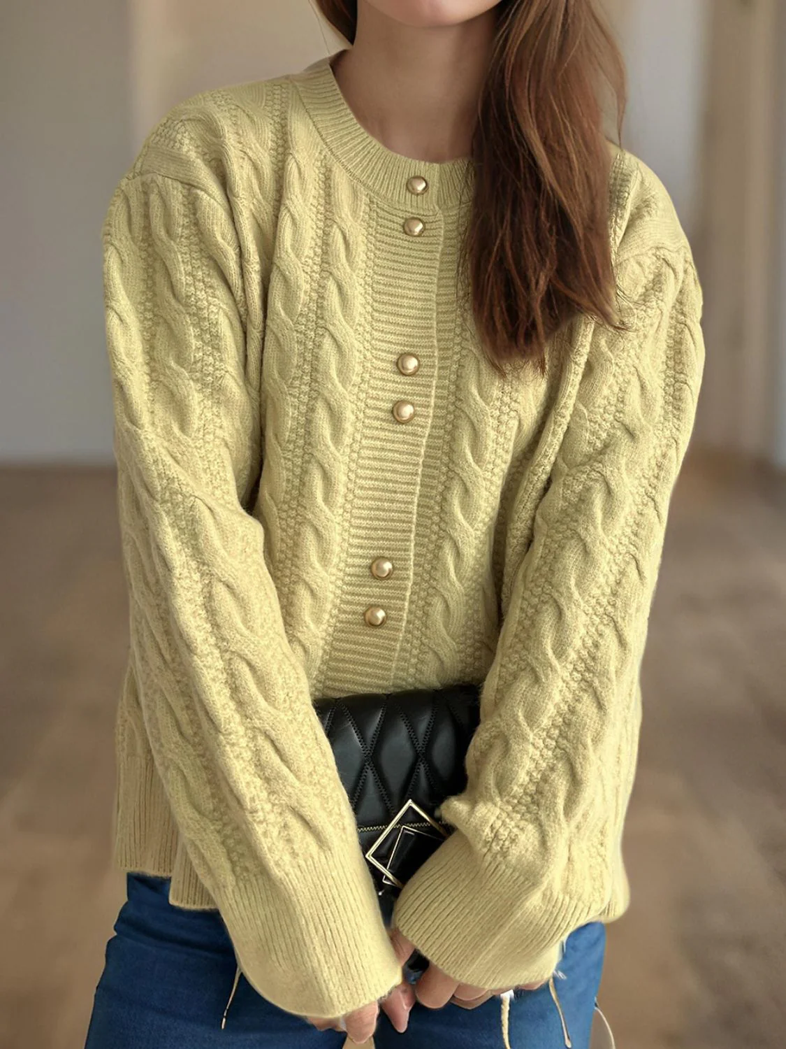 Cristina | Cable knit cardigan with a crew neck and long sleeves - Image 26