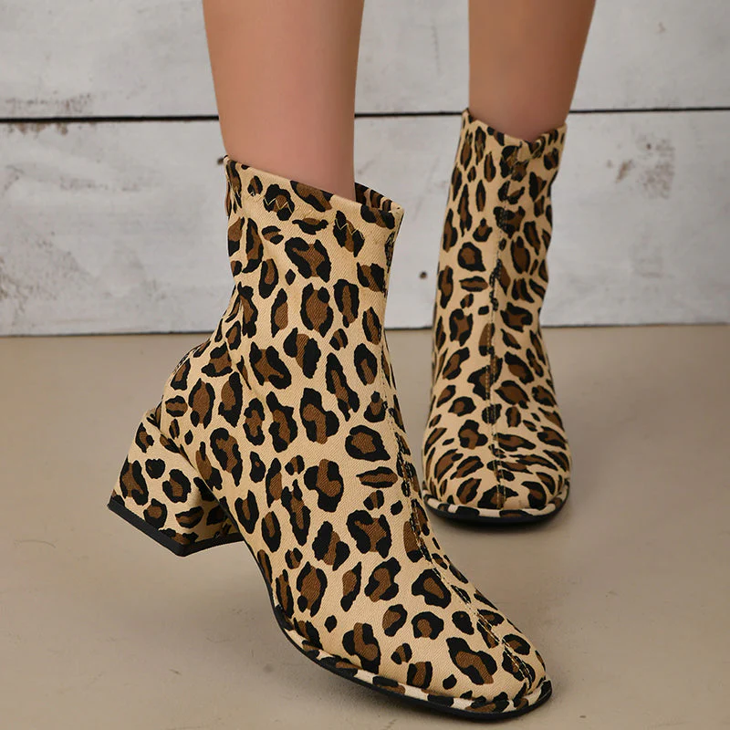 Cristina | Casual, pointed, comfortable outdoor shoes with patchwork print