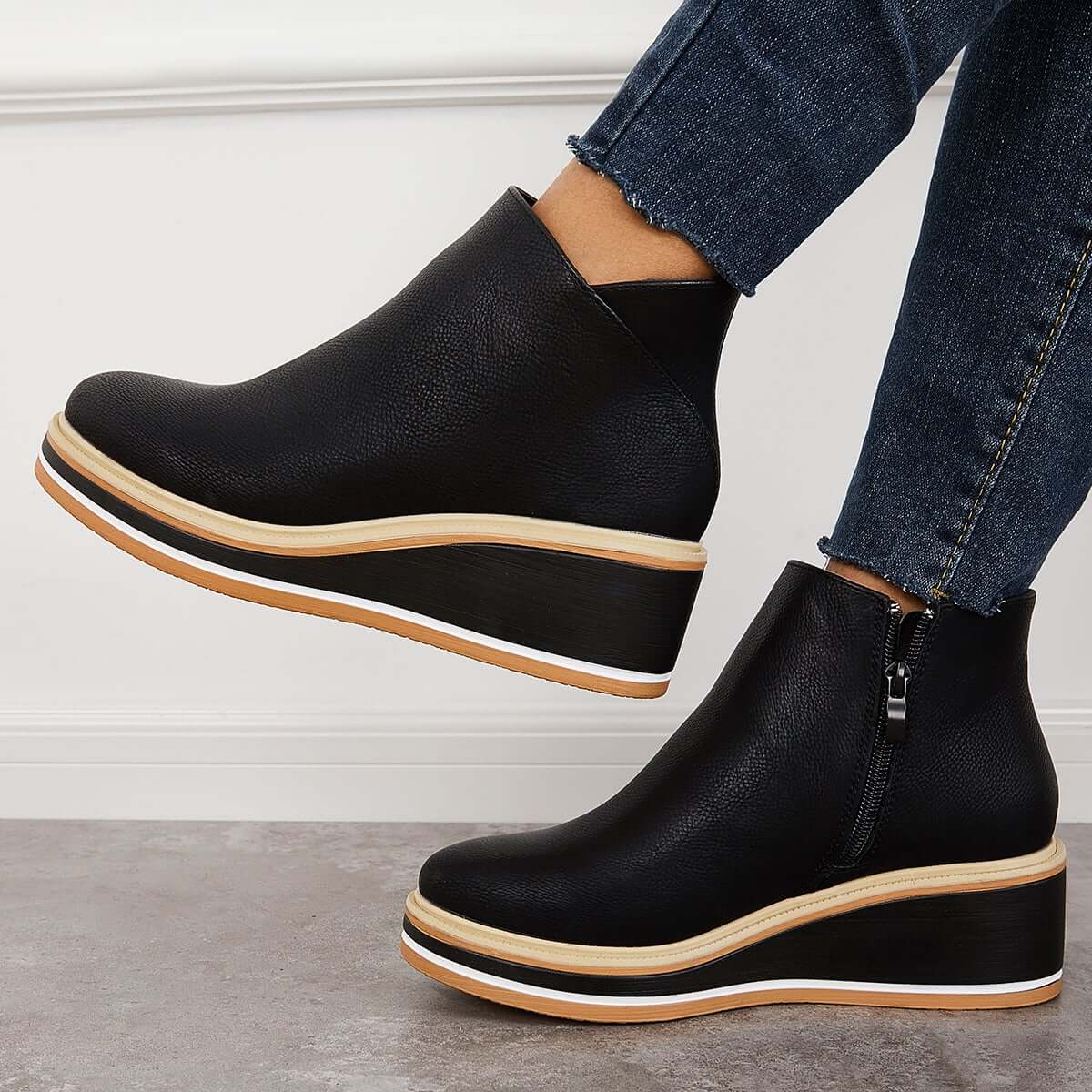 Cristina | Durable and supportive orthopedic boots - Image 2