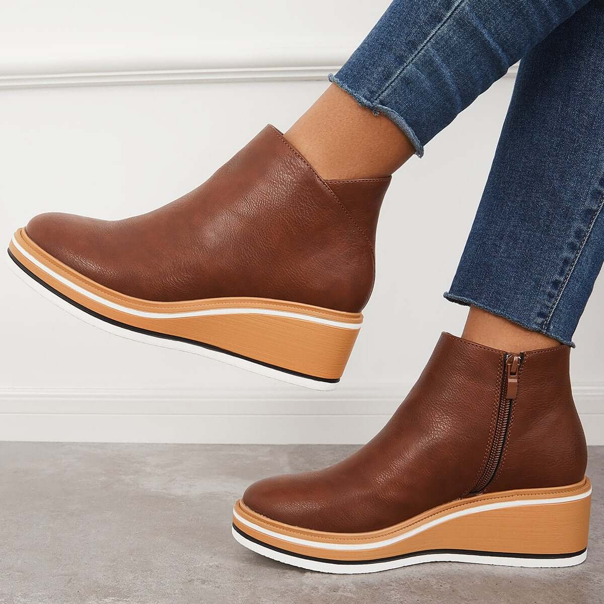Cristina | Durable and supportive orthopedic boots - Image 25