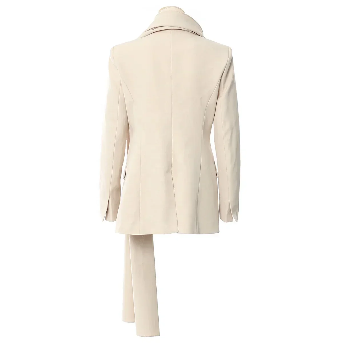 Dafne | Fashionable and effortless winter garment - Image 7