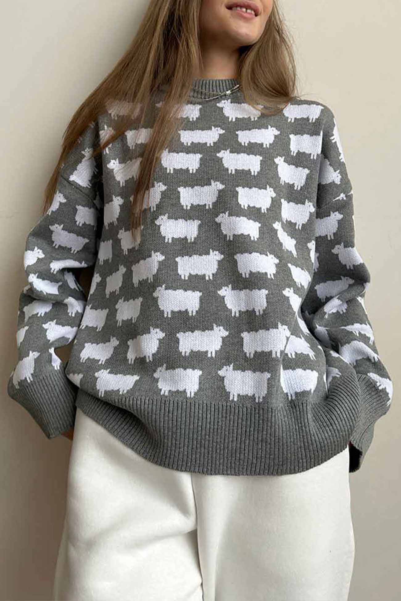 Dagmar | Long-sleeved sweater with a crew neck and a sheep pattern - Image 9