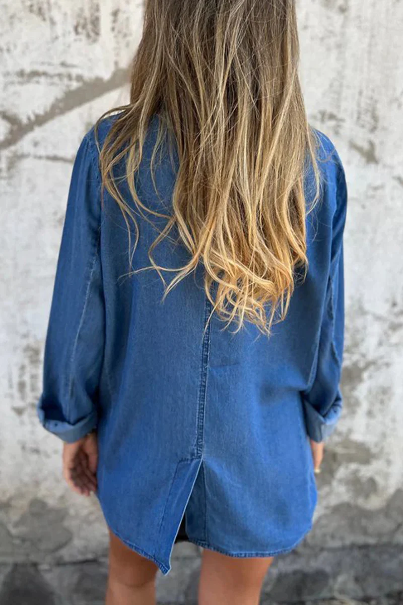 Daisy | Casual, everyday denim jacket with solid color buttons and patchwork turn-down collar, long sleeves and loose fit - Image 6