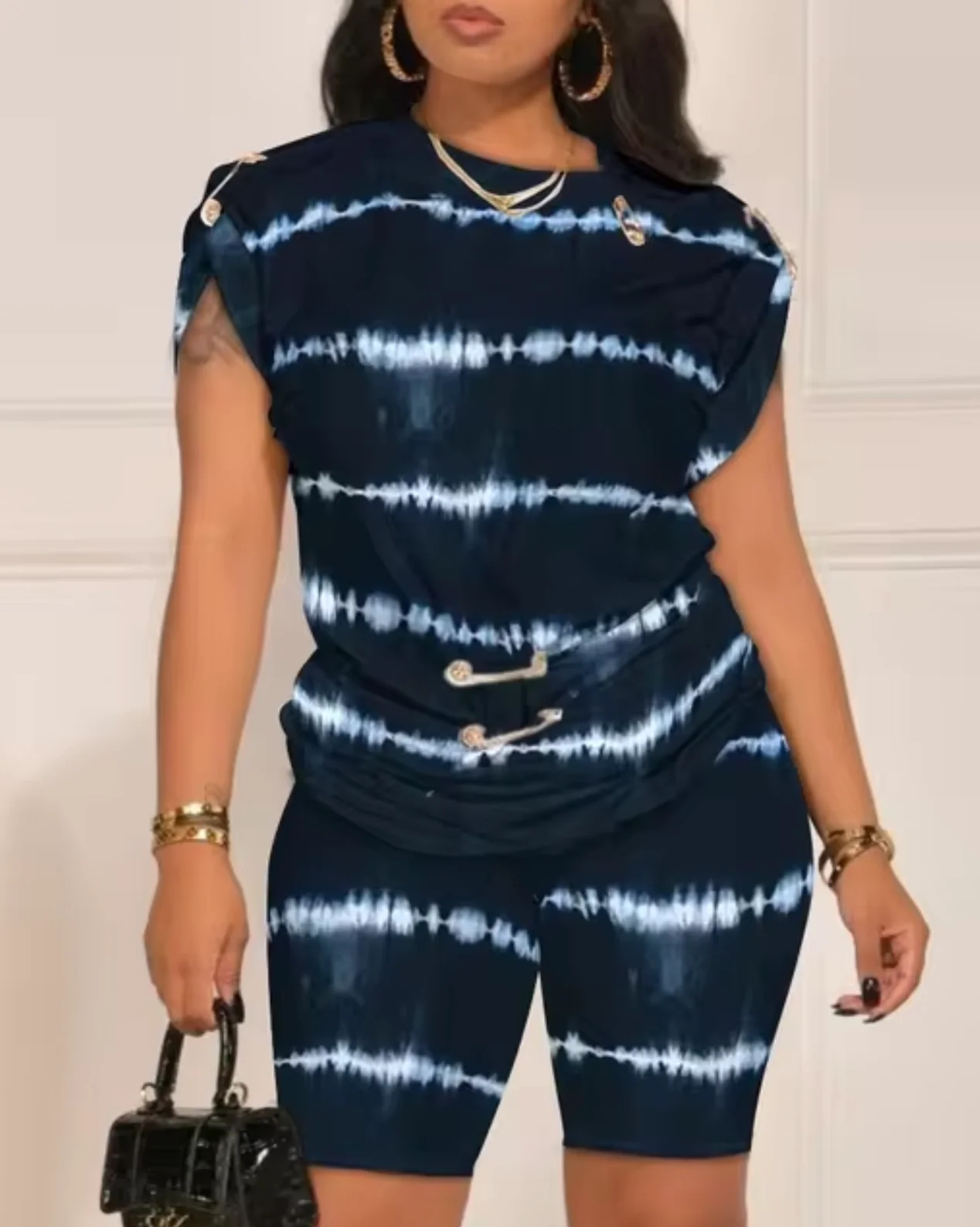 Daisy® | Fashionable Two-Piece Suit - Image 2