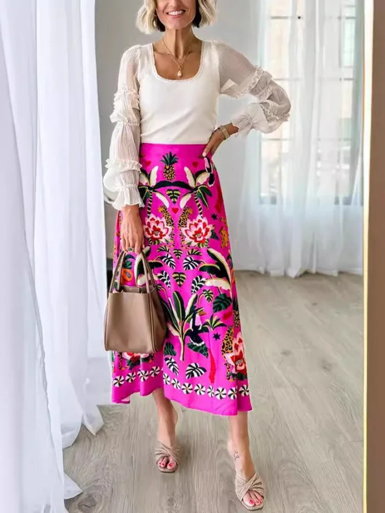 Daniela® | Elegant Dress With Flowers