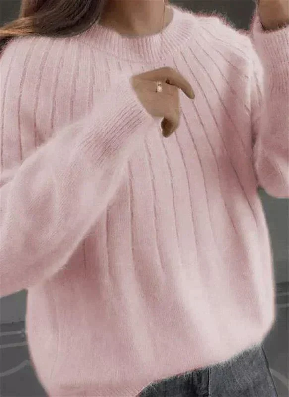 Daniela | Timeless and stylish winter sweater - Image 2