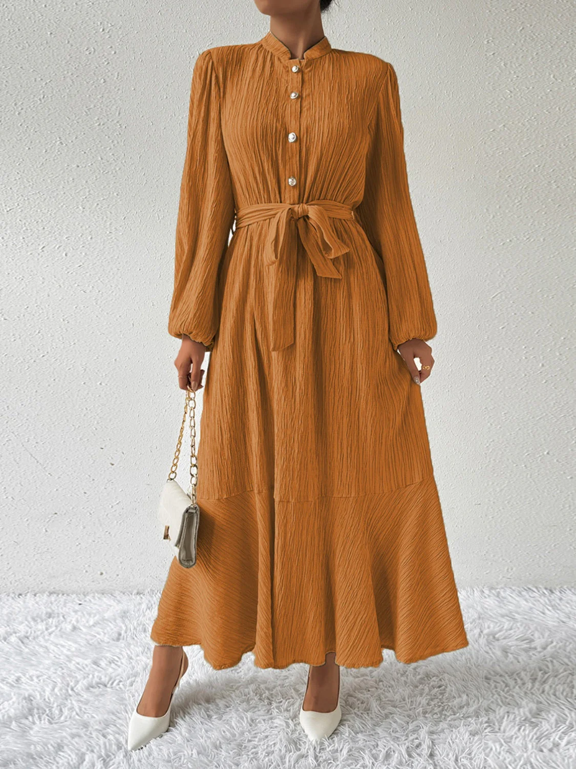 Delaney® | Elegant Long-Sleeved Maxi Dress With Tie Belt - Image 2