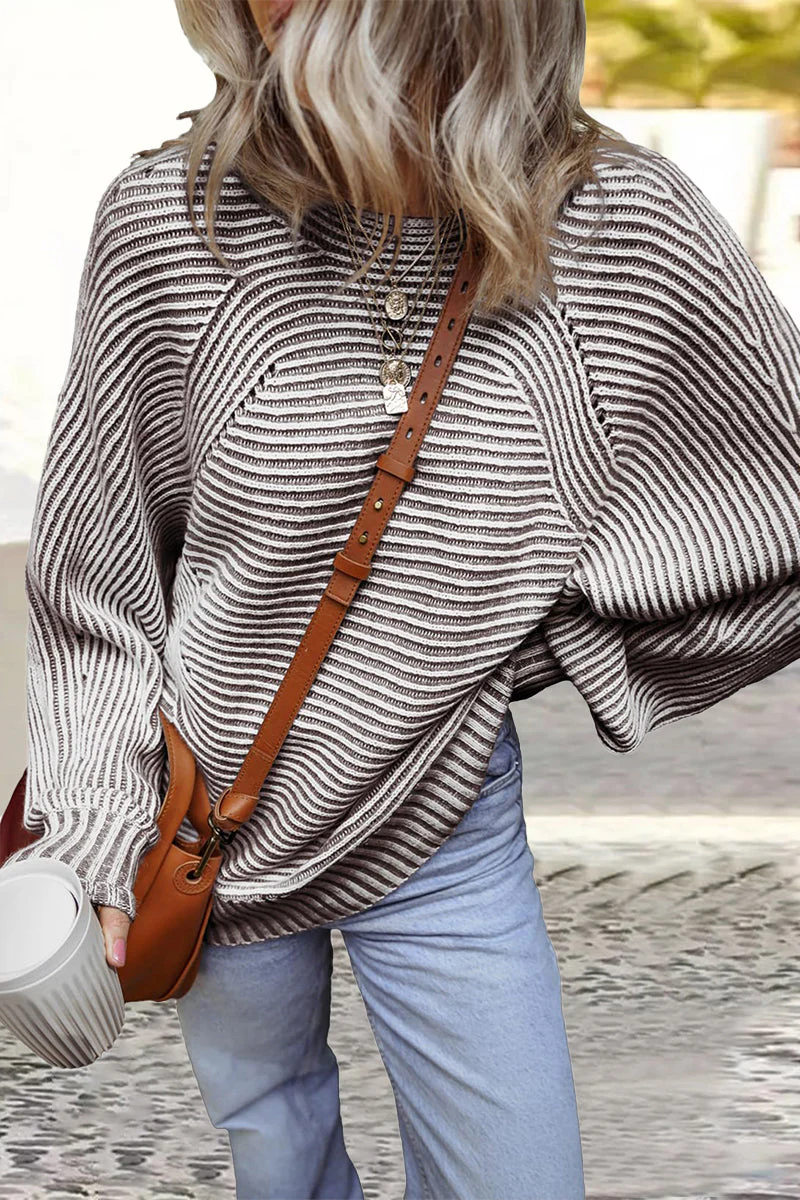 Delfina | Classic and stylish winter sweater - Image 4