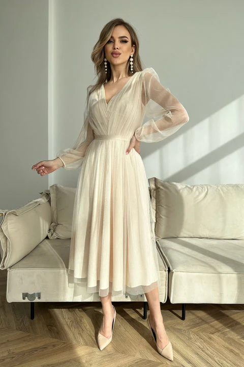 Delia® | Relaxed and timeless   dress - Image 5