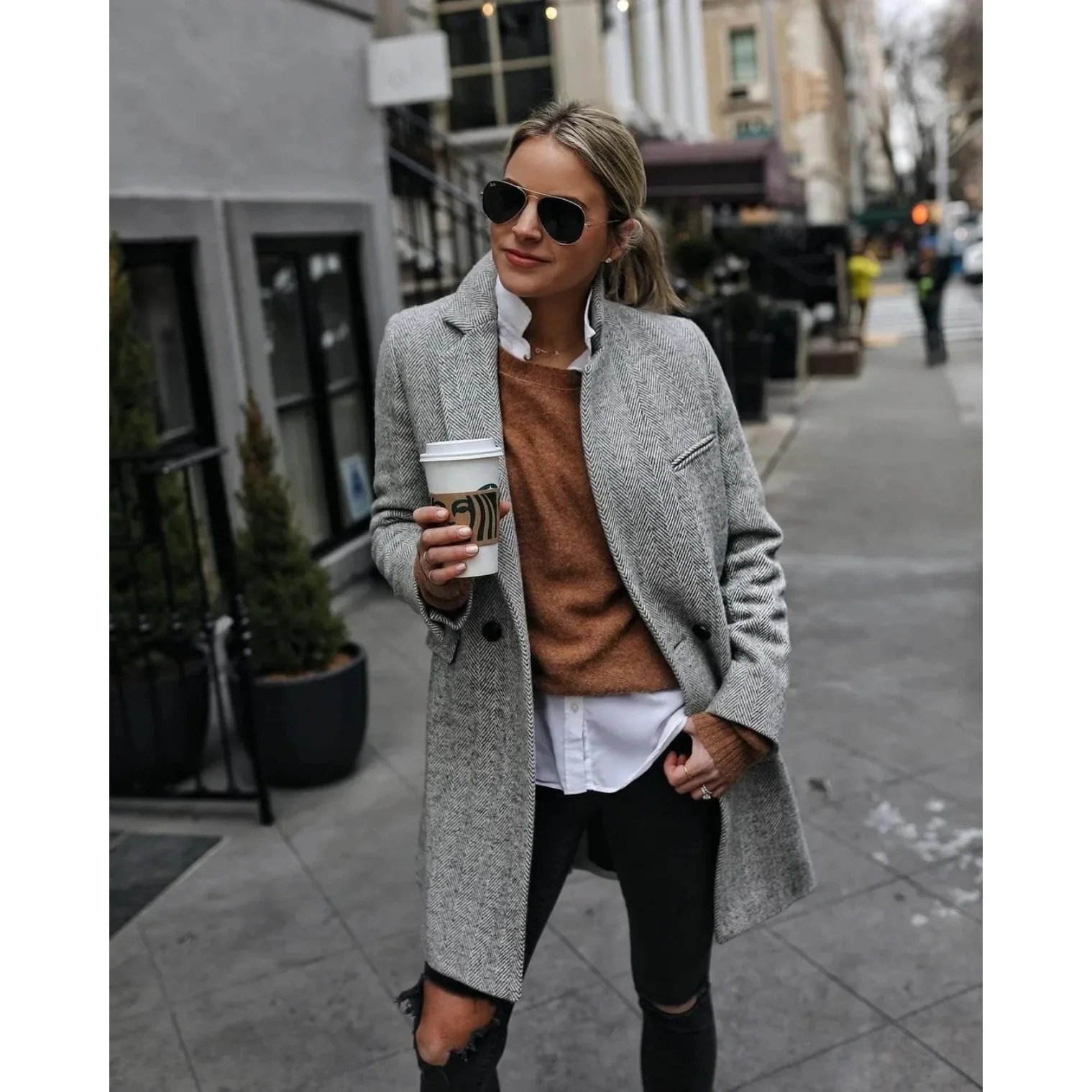 Delia | Relaxed and timeless winter garment - Image 7