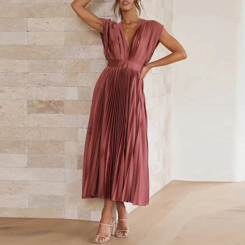 Delia® | V-Neck Maxi Dress With Pleats - Image 6