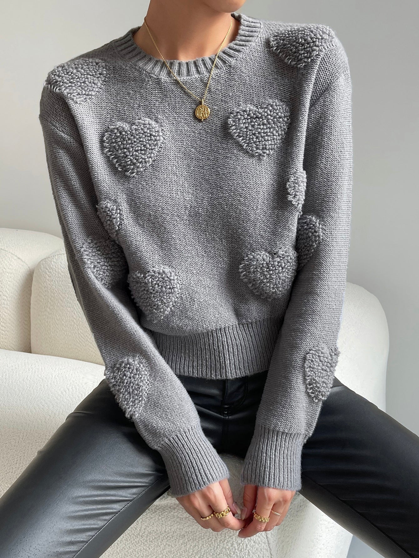 Denise® | Fashionable and minimalist winter sweater - Image 4