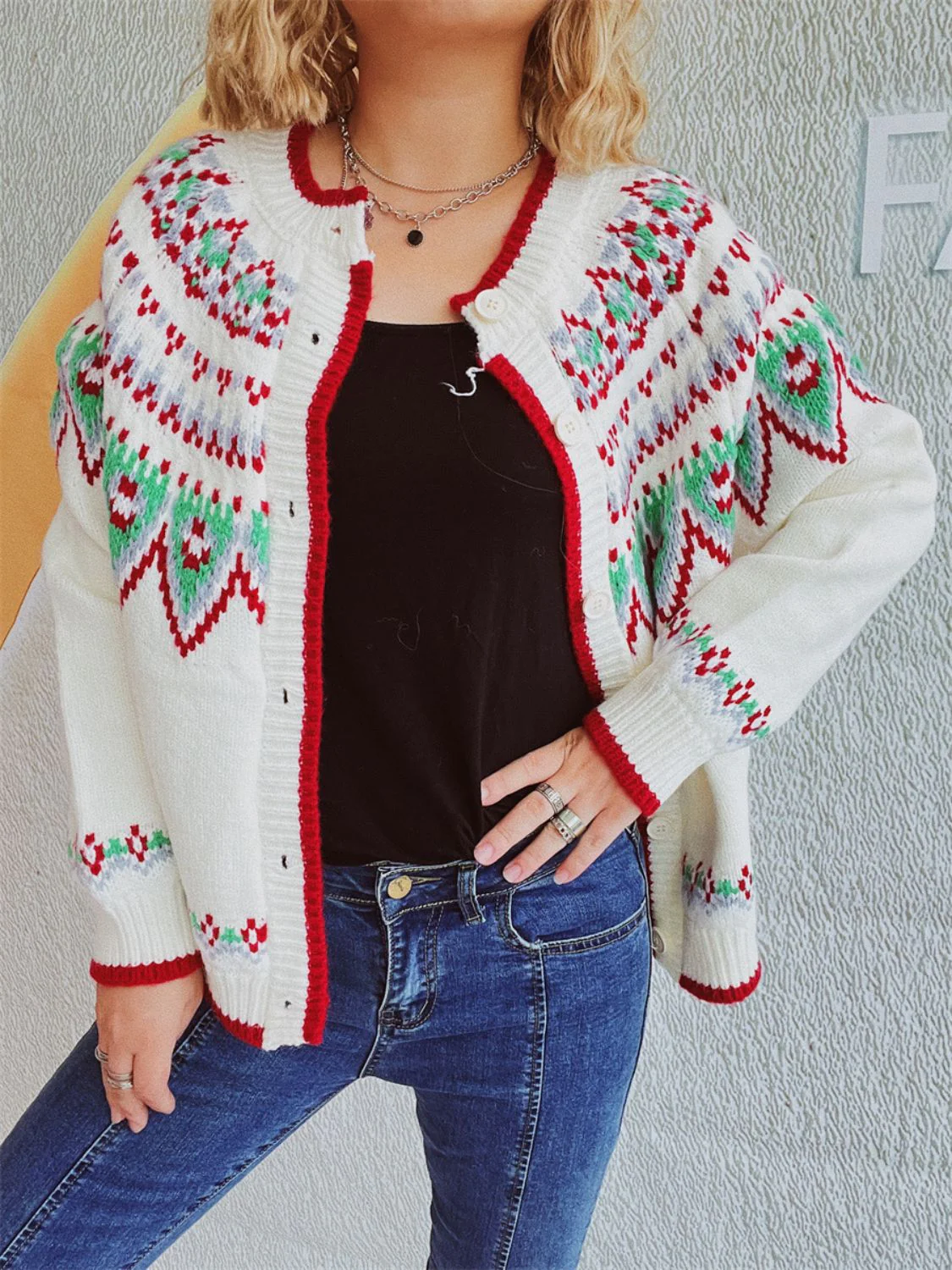 Diana | Long sleeve cardigan with a contrasting geometric crew neck - Image 5