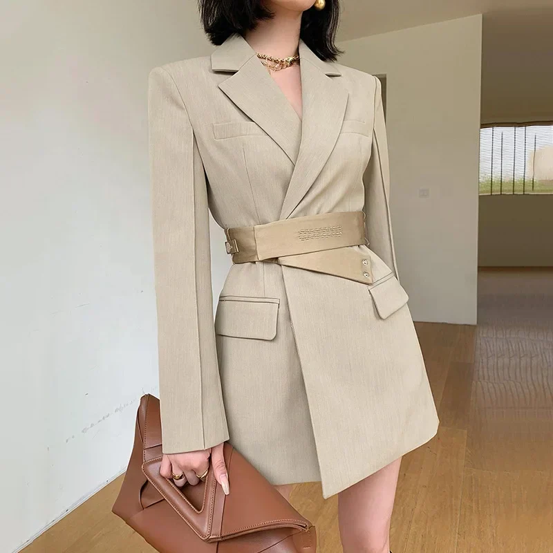 Diana | Classic and stylish winter dress - Image 2