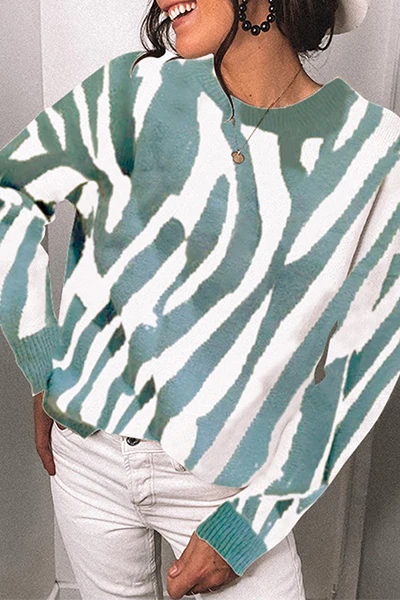 Dolores | Casual and fashionable winter top - Image 11